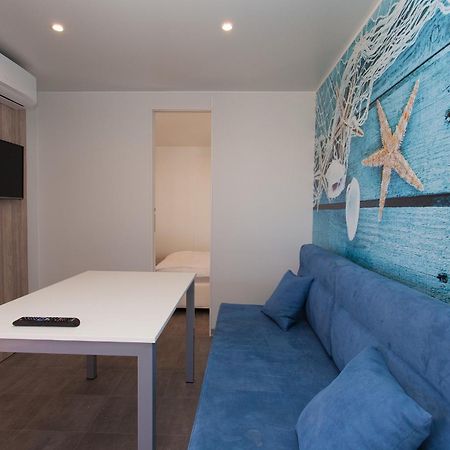 Mobile Homes And Apartments St,Denis Punat Exterior foto